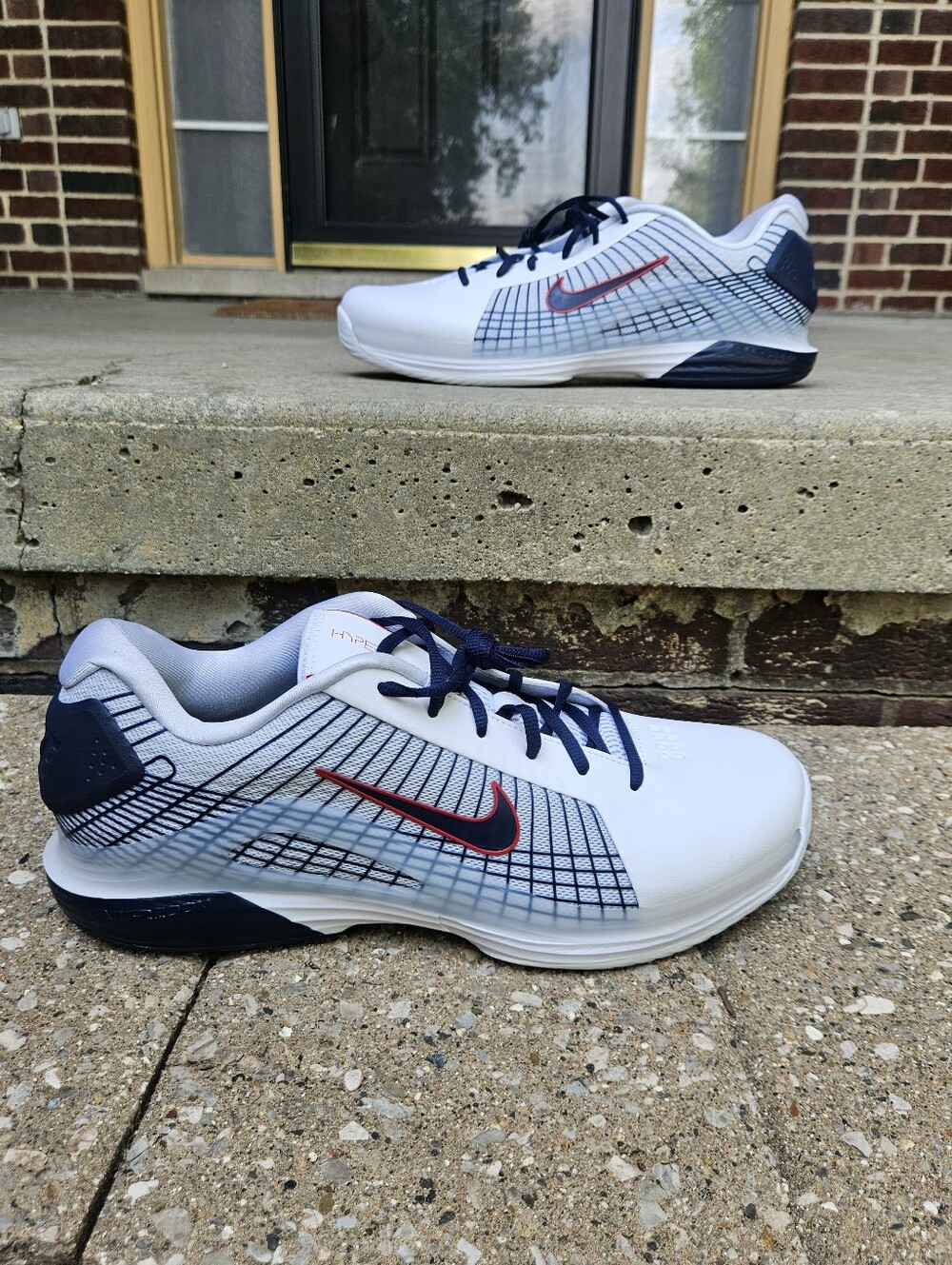 NWOT Men's Nike  Sneakers, sz 12.5